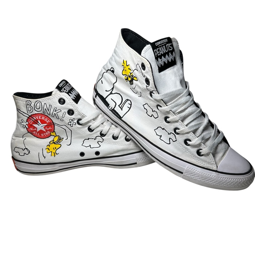 Converse Peanuts “Snoopy & Woodstock” Chuck Taylor High Top White Sneake…
